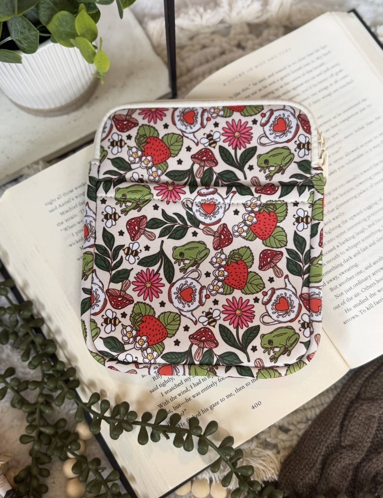 Mushroom Kindle Sleeve | Kindle Sleeve | Kindle Storage