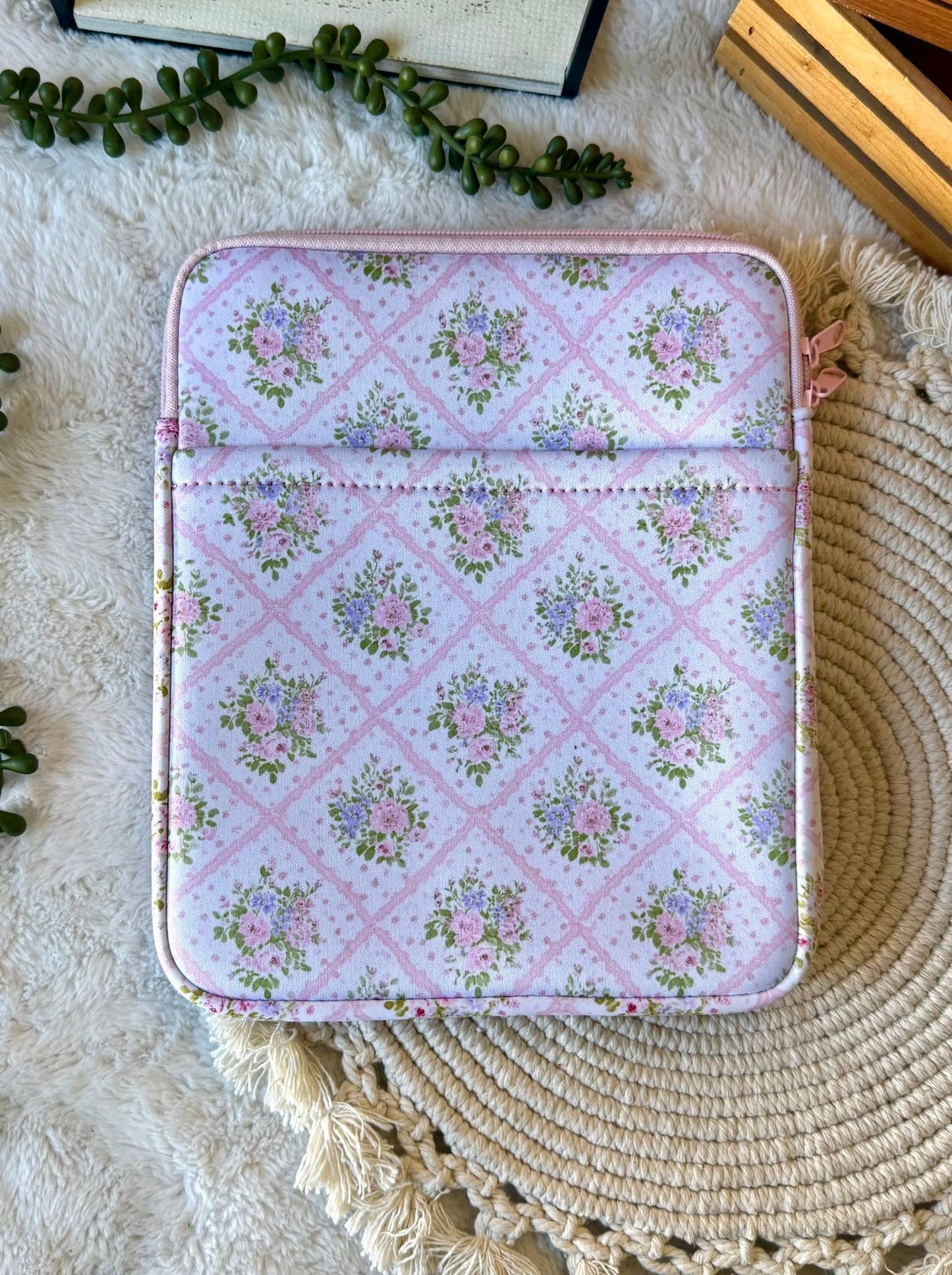 8x10 Coquette Book Sleeve | Book Sleeve | Kindle Storage