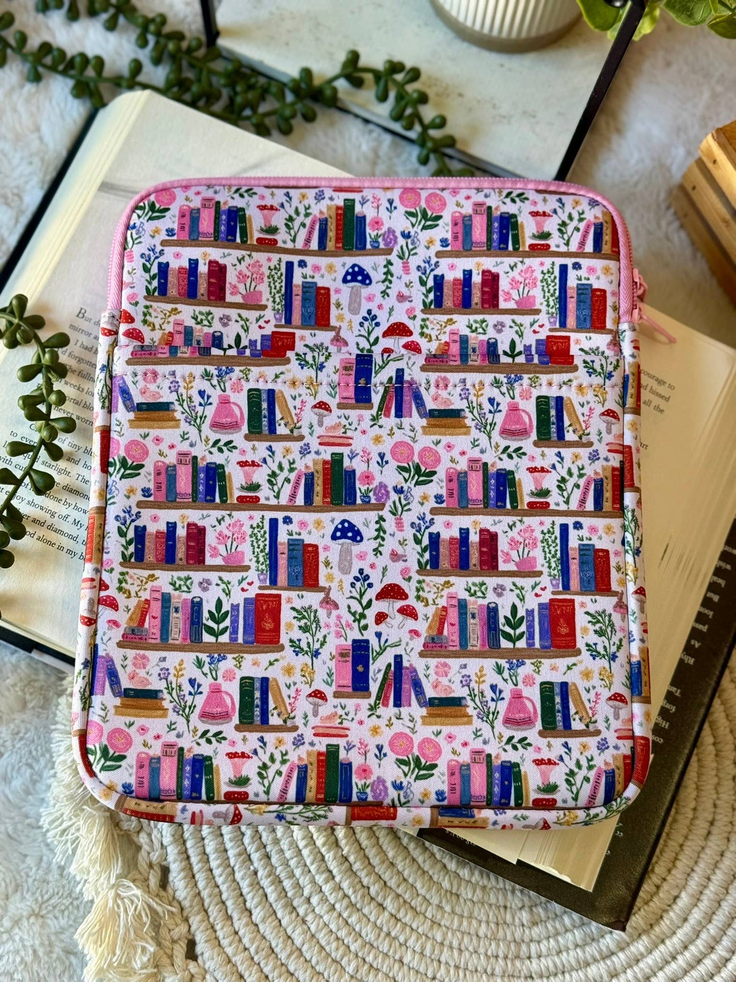 8x10 Mushroom Bookshelf Book Sleeve | Book Sleeve |