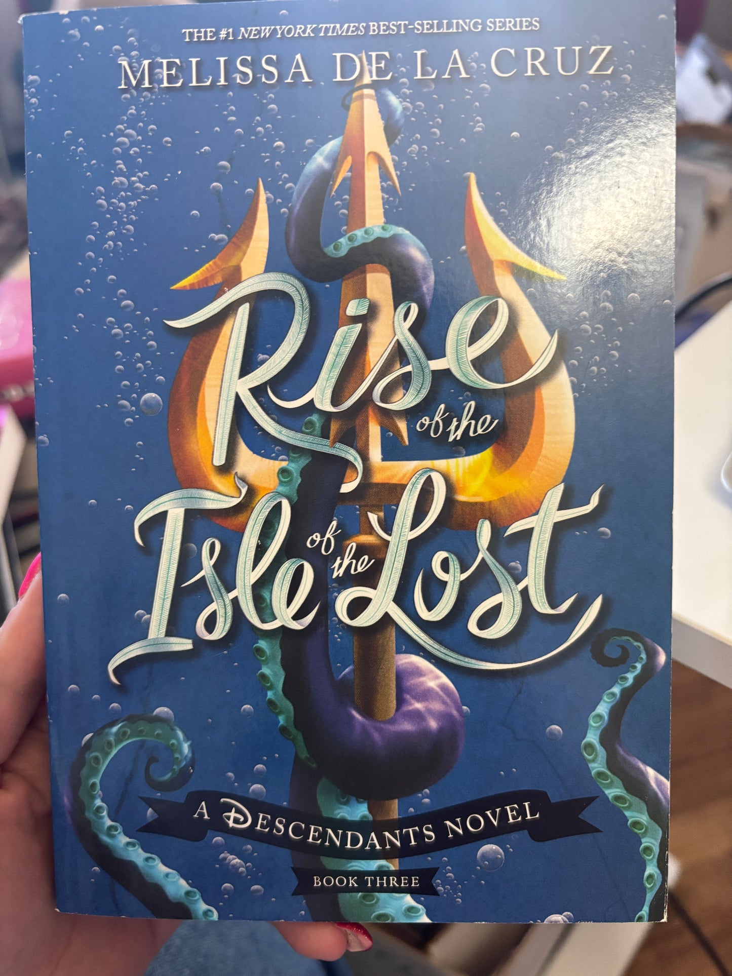 USED YA- Rise of the Isle of the Lost Book 3